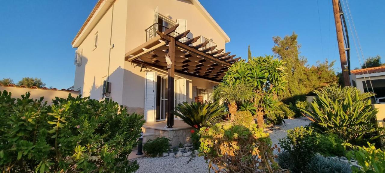 Fab Sea And Mountain View Villa, Walking Distance From The Sandy Beach Yialia Kültér fotó